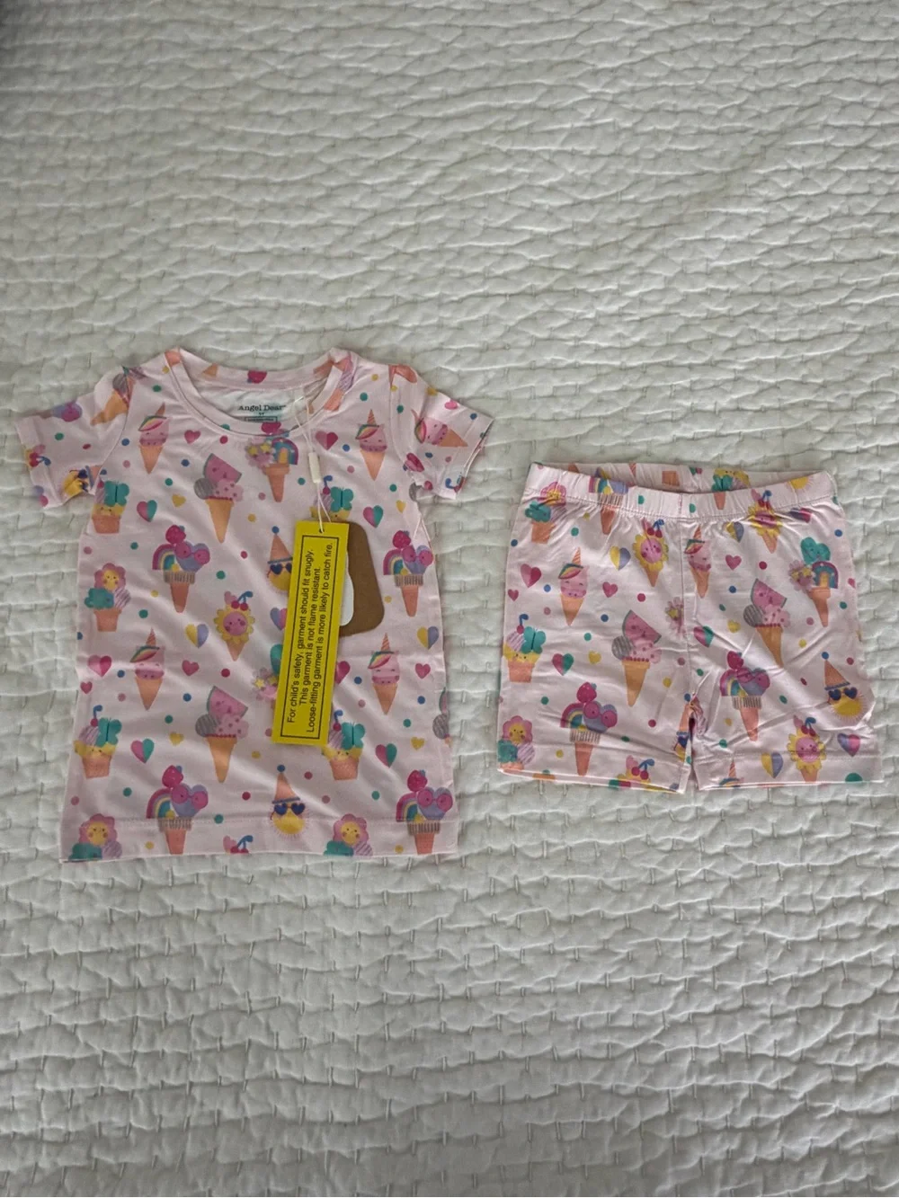 NWT Angel Dear Bamboo Pink Ice Cream Print Short Sleeve & Shorts Pajama Set 2T